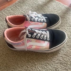 tie dye vans